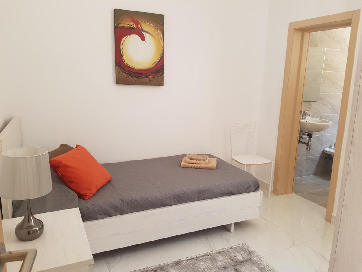 Ac1- Prime Location 3 Bedroom Apt In St.Julian'S Saint Julian's Exterior photo